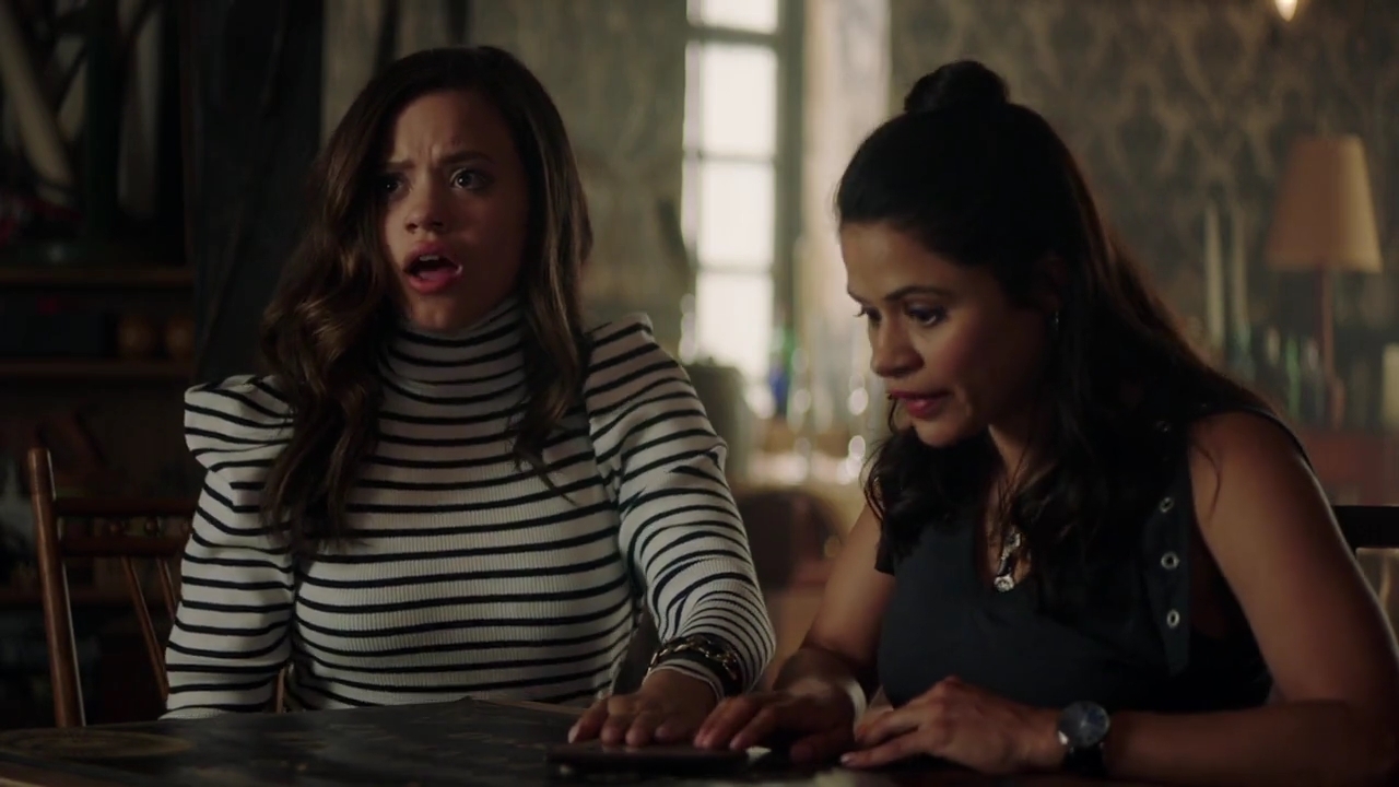 Charmed-Online-dot-nl_Charmed-1x02LetThisMotherOut00782.jpg