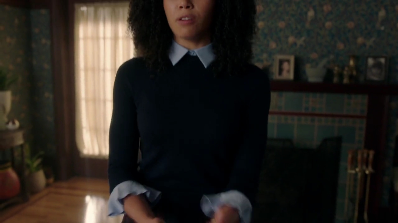Charmed-Online-dot-nl_Charmed-1x02LetThisMotherOut00797.jpg