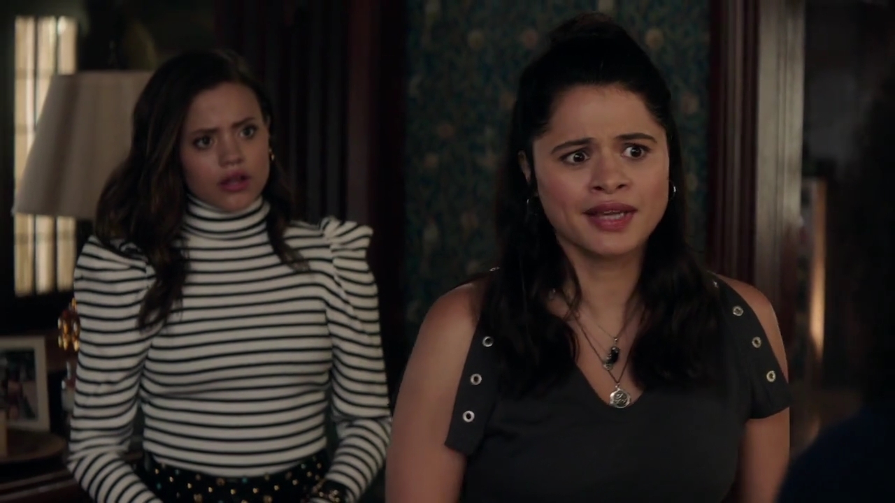 Charmed-Online-dot-nl_Charmed-1x02LetThisMotherOut00814.jpg