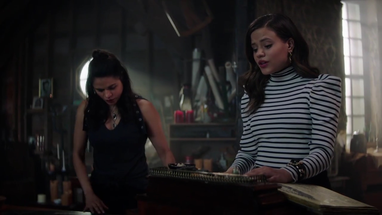 Charmed-Online-dot-nl_Charmed-1x02LetThisMotherOut01046.jpg