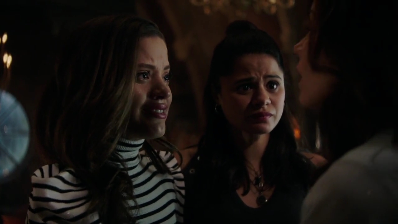 Charmed-Online-dot-nl_Charmed-1x02LetThisMotherOut01288.jpg Charmed-Online-dot-nl_Charmed-1x02LetThisMotherOut01288.jpg