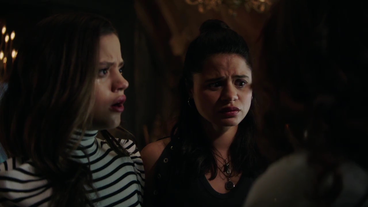 Charmed-Online-dot-nl_Charmed-1x02LetThisMotherOut01307.jpg Charmed-Online-dot-nl_Charmed-1x02LetThisMotherOut01307.jpg