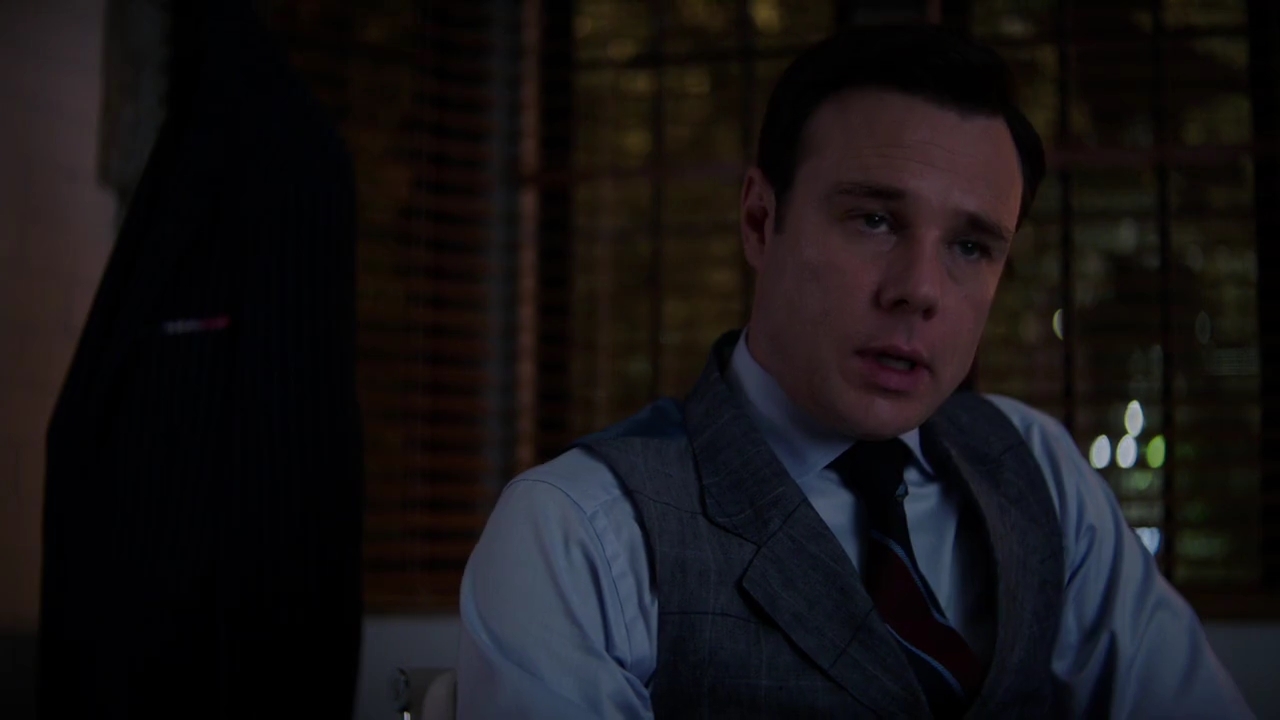 Charmed-Online-dot-nl_Charmed-1x02LetThisMotherOut01320.jpg