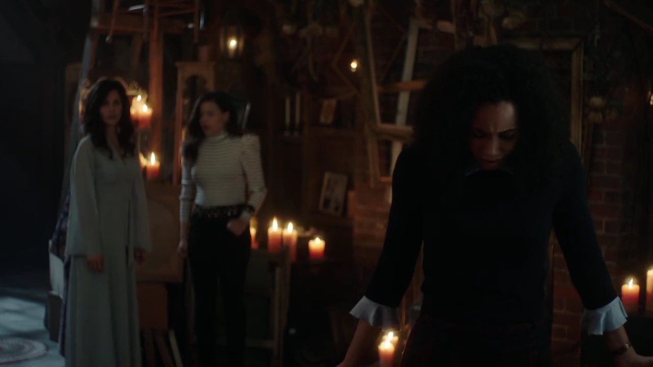 Charmed-Online-dot-nl_Charmed-1x02LetThisMotherOut01362.jpg Charmed-Online-dot-nl_Charmed-1x02LetThisMotherOut01362.jpg