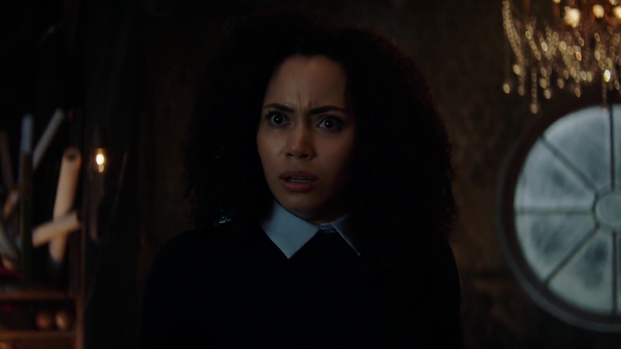 Charmed-Online-dot-nl_Charmed-1x02LetThisMotherOut01373.jpg