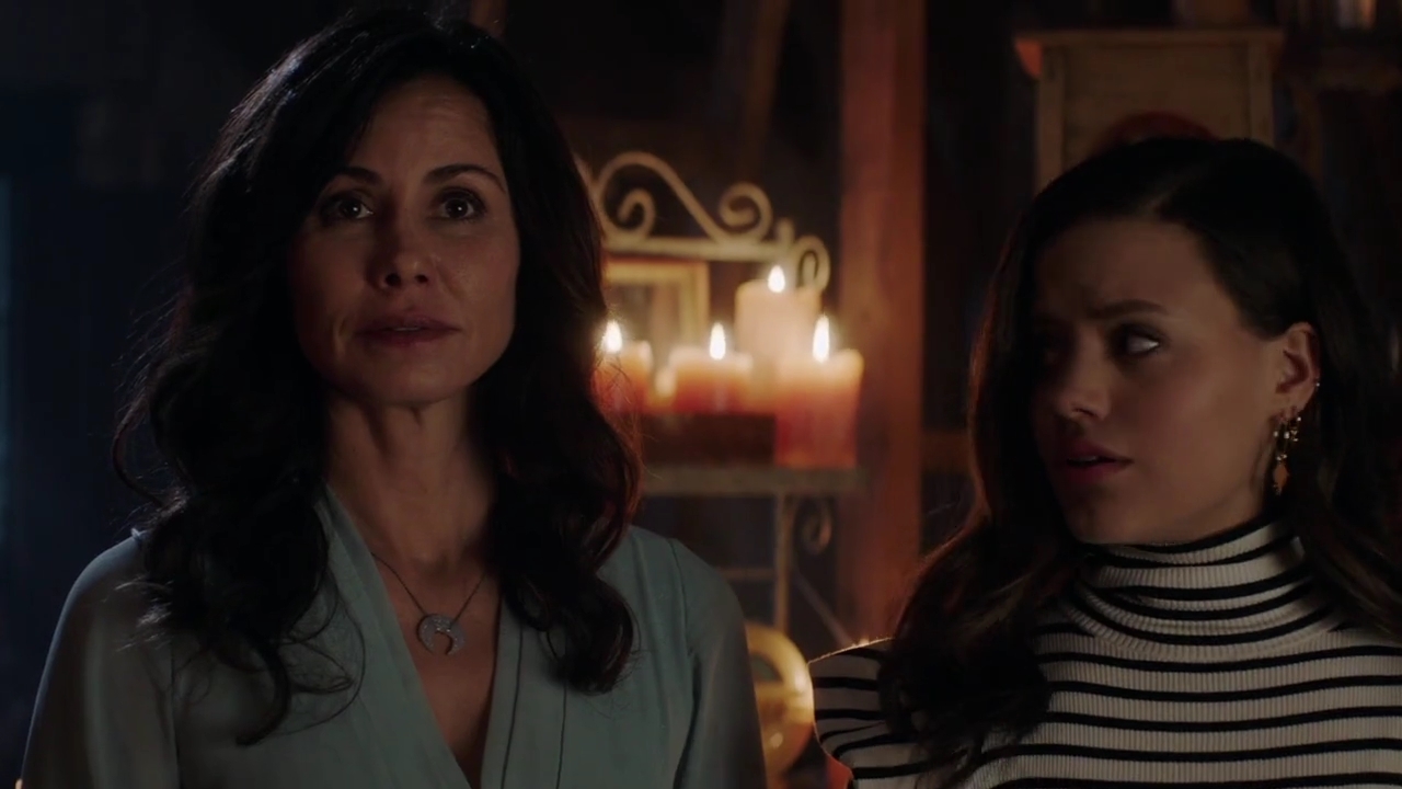 Charmed-Online-dot-nl_Charmed-1x02LetThisMotherOut01374.jpg
