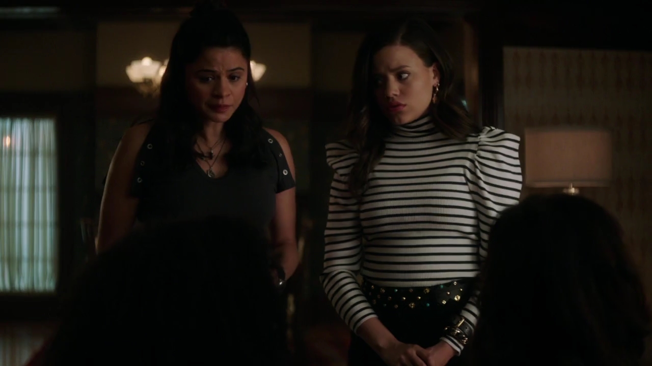 Charmed-Online-dot-nl_Charmed-1x02LetThisMotherOut01403.jpg Charmed-Online-dot-nl_Charmed-1x02LetThisMotherOut01403.jpg