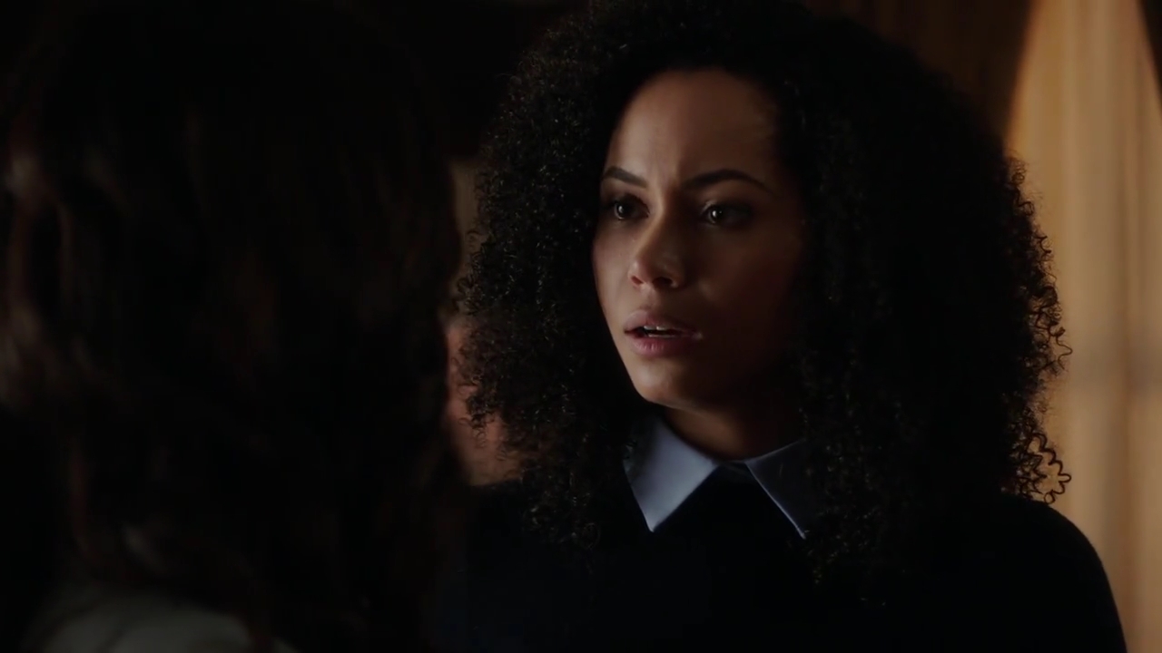 Charmed-Online-dot-nl_Charmed-1x02LetThisMotherOut01424.jpg