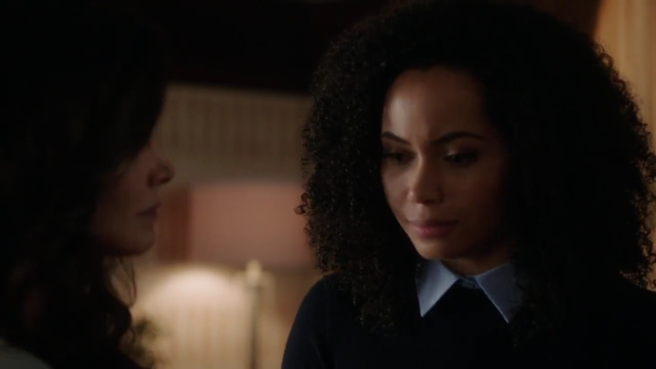 Charmed-Online-dot-nl_Charmed-1x02LetThisMotherOut01426.jpg Charmed-Online-dot-nl_Charmed-1x02LetThisMotherOut01426.jpg