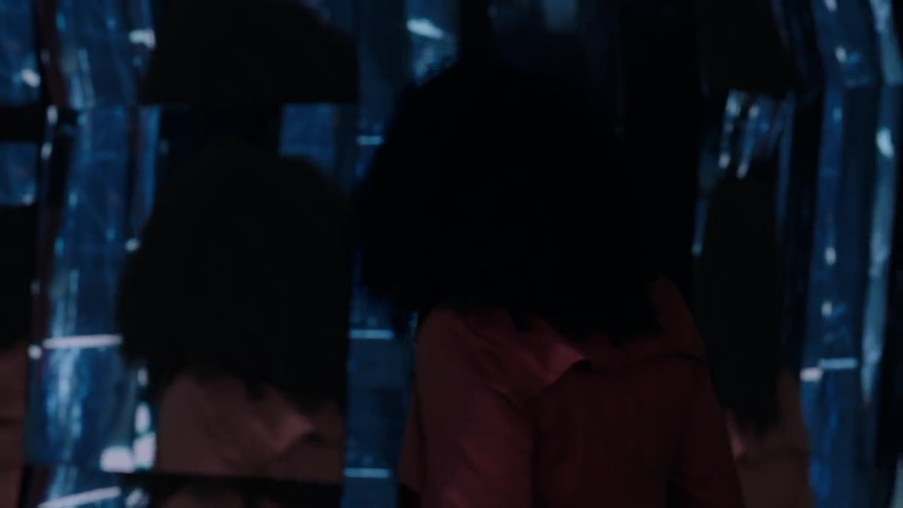Charmed-Online-dot-nl_Charmed-1x02LetThisMotherOut01555.jpg