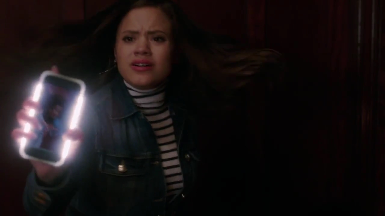 Charmed-Online-dot-nl_Charmed-1x02LetThisMotherOut01819.jpg