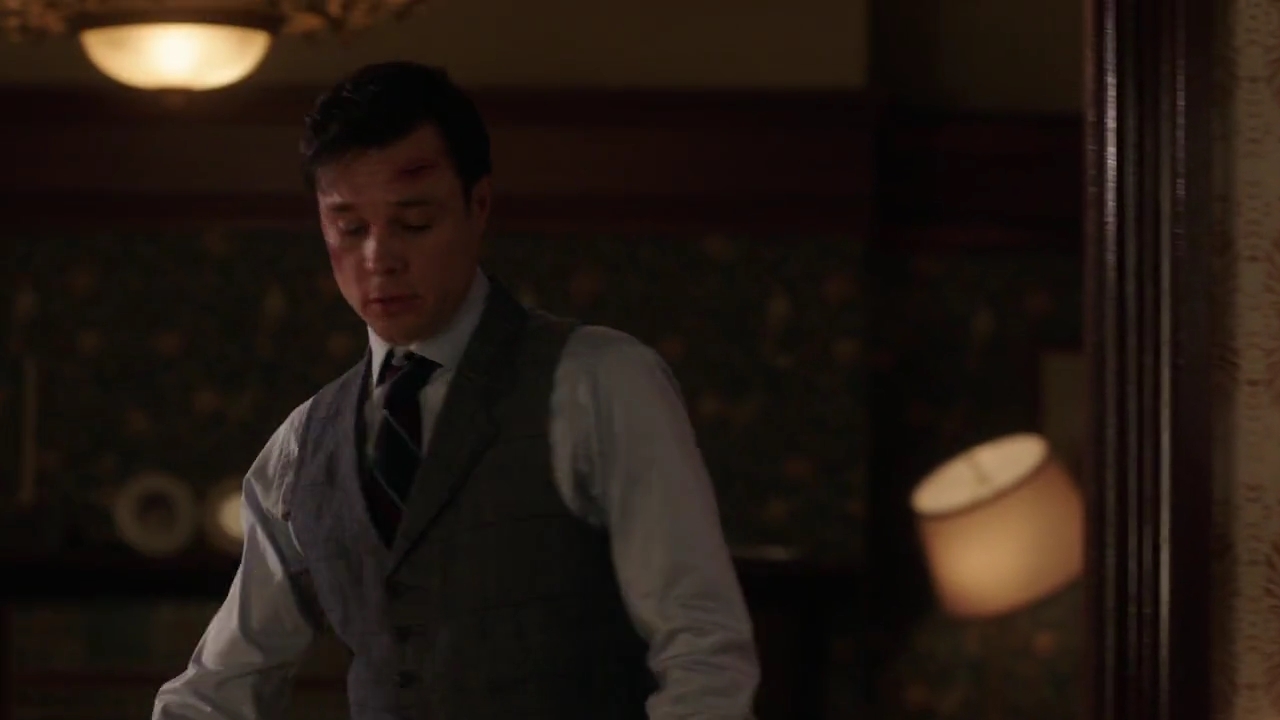 Charmed-Online-dot-nl_Charmed-1x02LetThisMotherOut01864.jpg