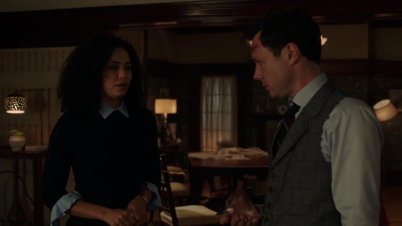 Charmed-Online-dot-nl_Charmed-1x02LetThisMotherOut02003.jpg