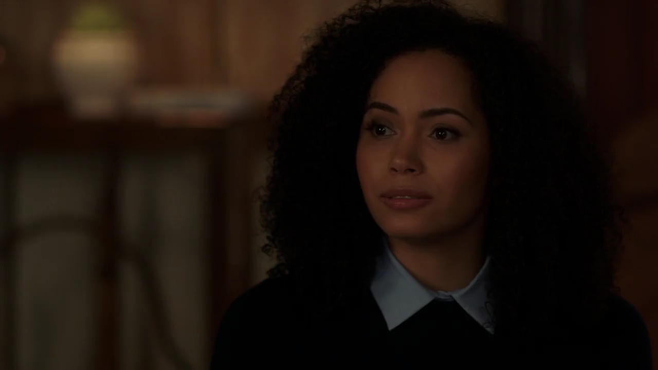 Charmed-Online-dot-nl_Charmed-1x02LetThisMotherOut02033.jpg