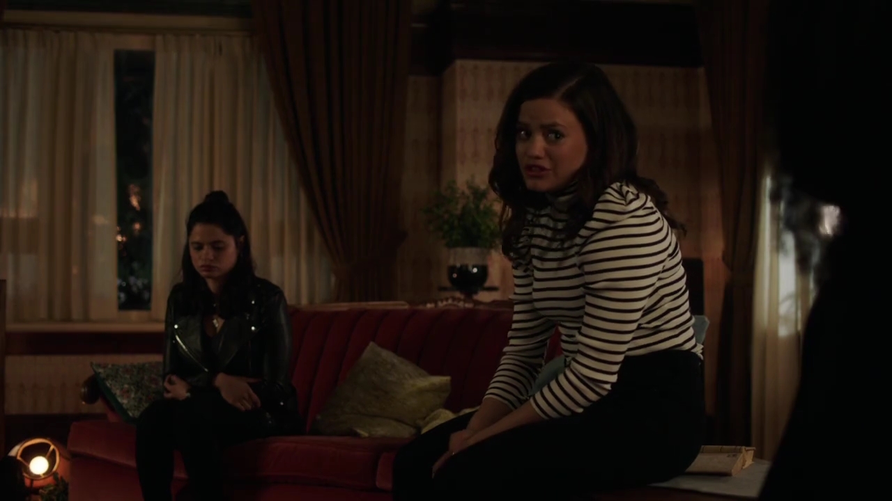 Charmed-Online-dot-nl_Charmed-1x02LetThisMotherOut02071.jpg