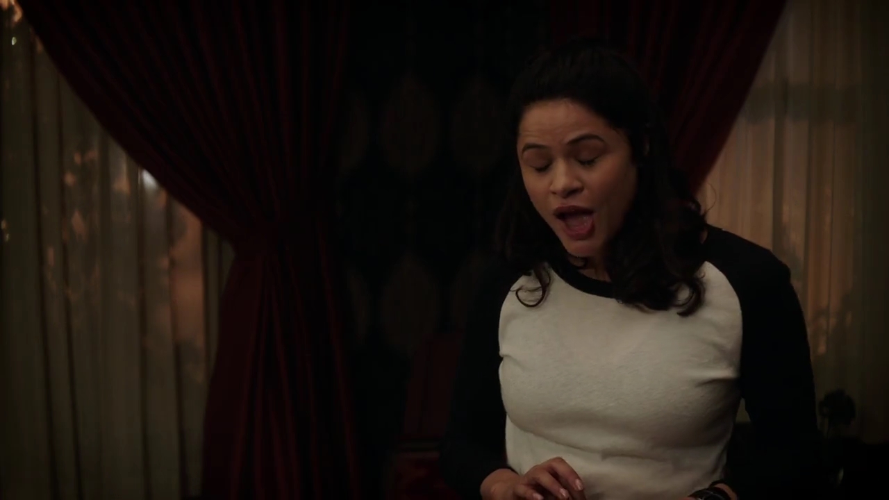 Charmed-Online-dot-nl_Charmed-1x02LetThisMotherOut02178.jpg