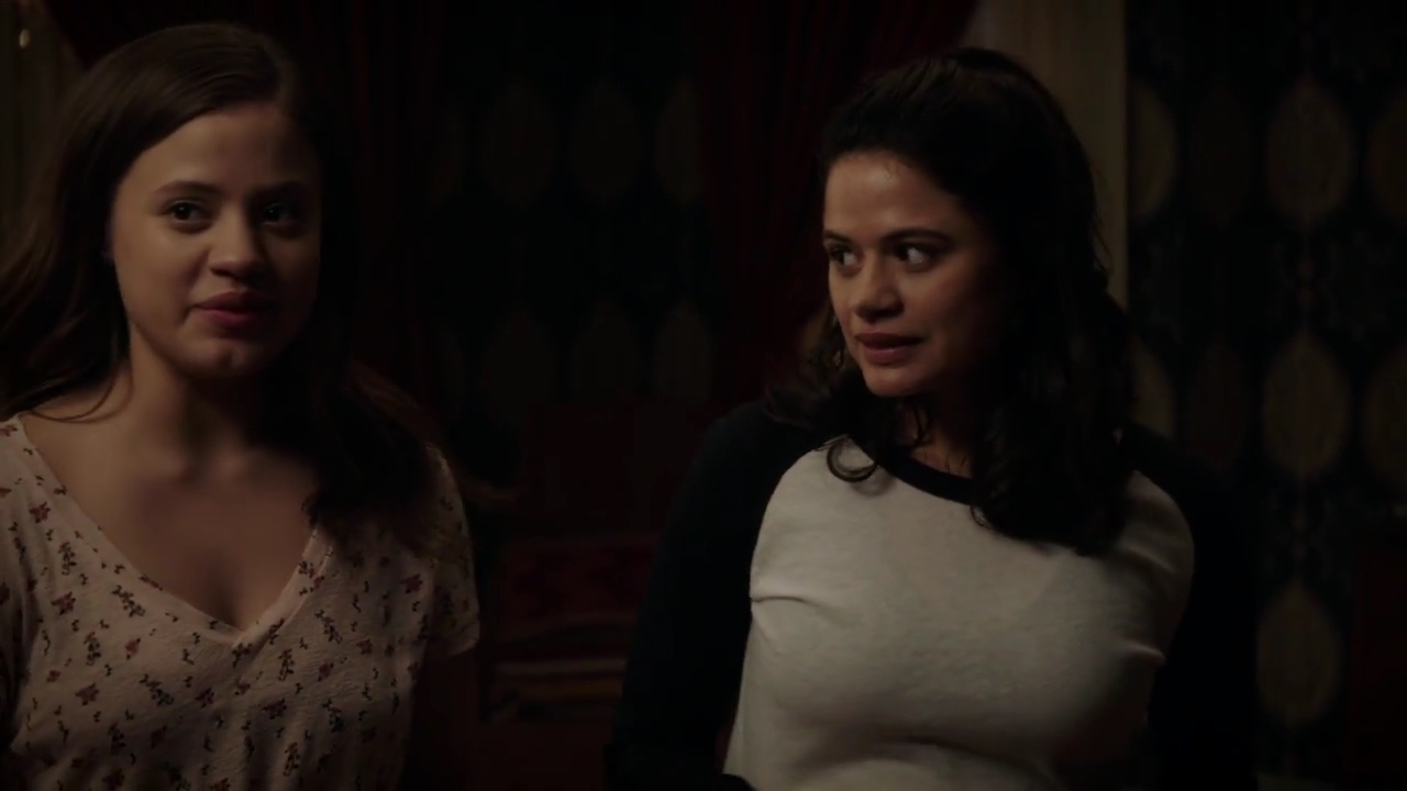 Charmed-Online-dot-nl_Charmed-1x02LetThisMotherOut02189.jpg Charmed-Online-dot-nl_Charmed-1x02LetThisMotherOut02189.jpg