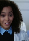 Charmed-Online-dot-nl_Charmed-1x02LetThisMotherOut00494.jpg