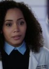 Charmed-Online-dot-nl_Charmed-1x02LetThisMotherOut00513.jpg