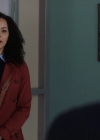 Charmed-Online-dot-nl_Charmed-1x02LetThisMotherOut00707.jpg