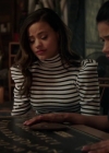 Charmed-Online-dot-nl_Charmed-1x02LetThisMotherOut00767.jpg