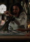 Charmed-Online-dot-nl_Charmed-1x02LetThisMotherOut00791.jpg