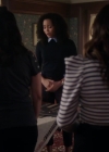 Charmed-Online-dot-nl_Charmed-1x02LetThisMotherOut00826.jpg