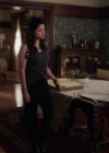 Charmed-Online-dot-nl_Charmed-1x02LetThisMotherOut00843.jpg