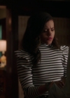 Charmed-Online-dot-nl_Charmed-1x02LetThisMotherOut01434.jpg