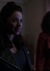 Charmed-Online-dot-nl_Charmed-1x02LetThisMotherOut01500.jpg