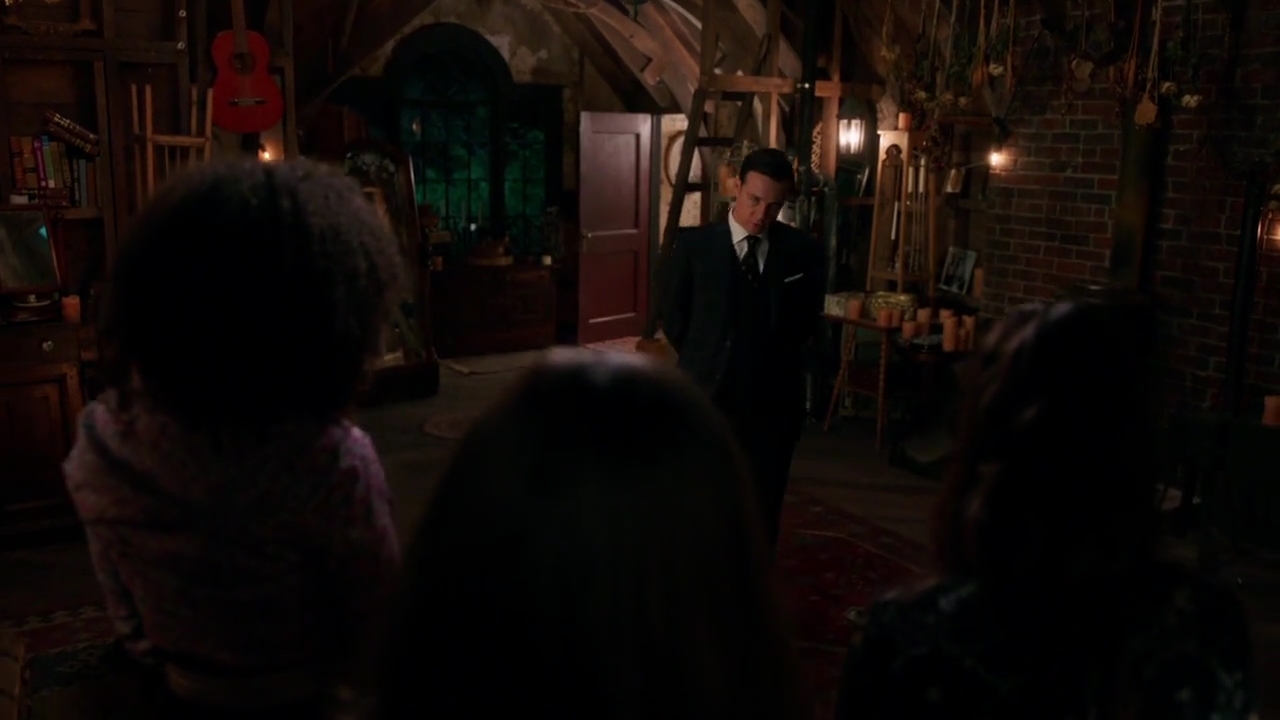 Charmed-Online-dot-nl_Charmed-1x03SweetTooth00071.jpg