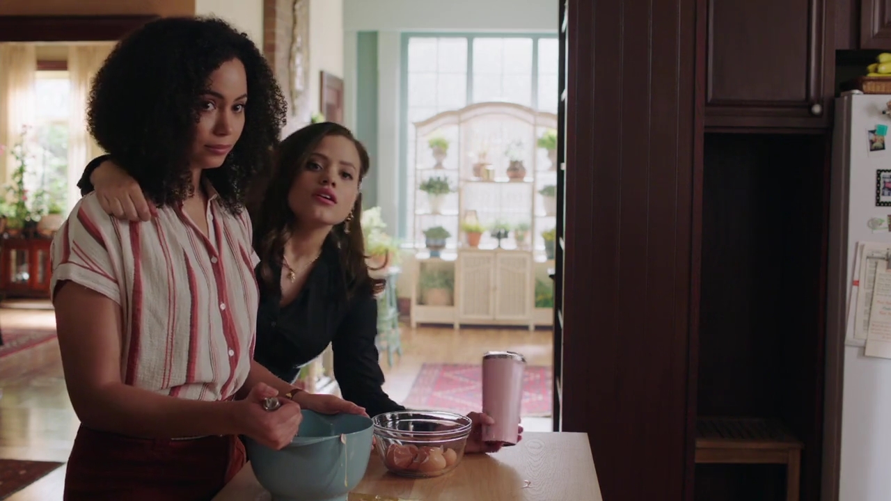 Charmed-Online-dot-nl_Charmed-1x03SweetTooth00423.jpg
