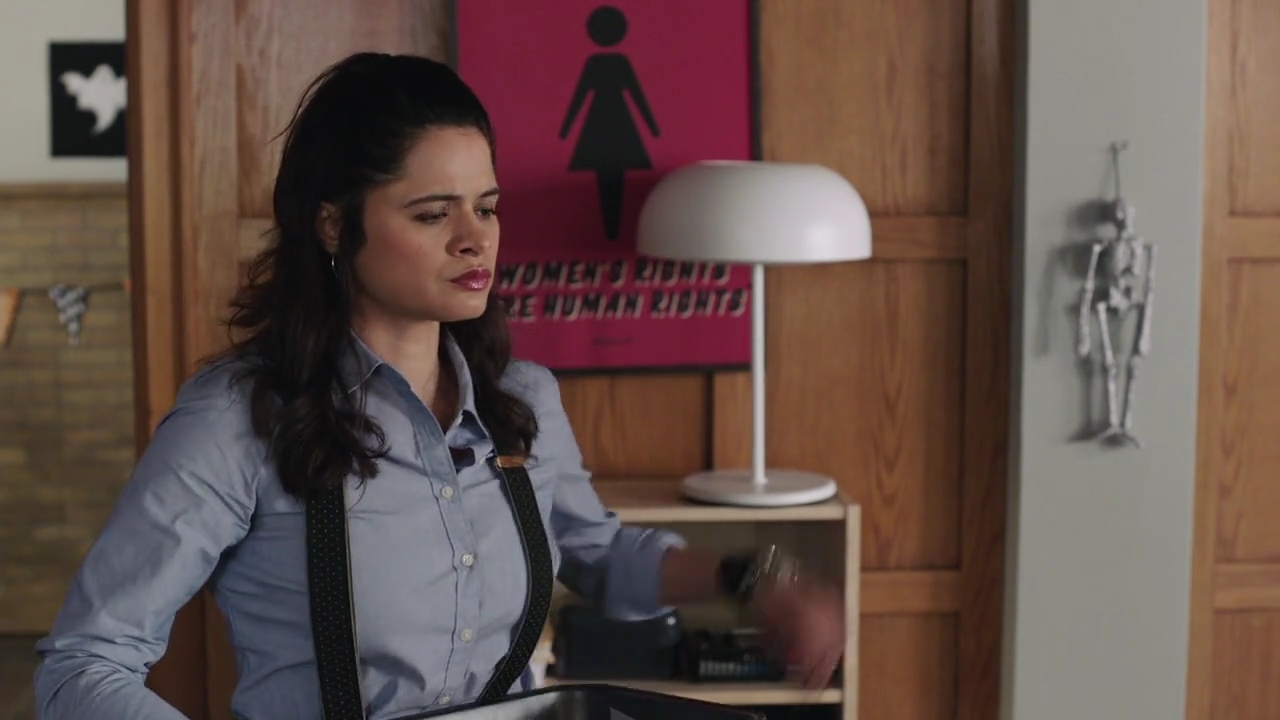 Charmed-Online-dot-nl_Charmed-1x03SweetTooth00699.jpg