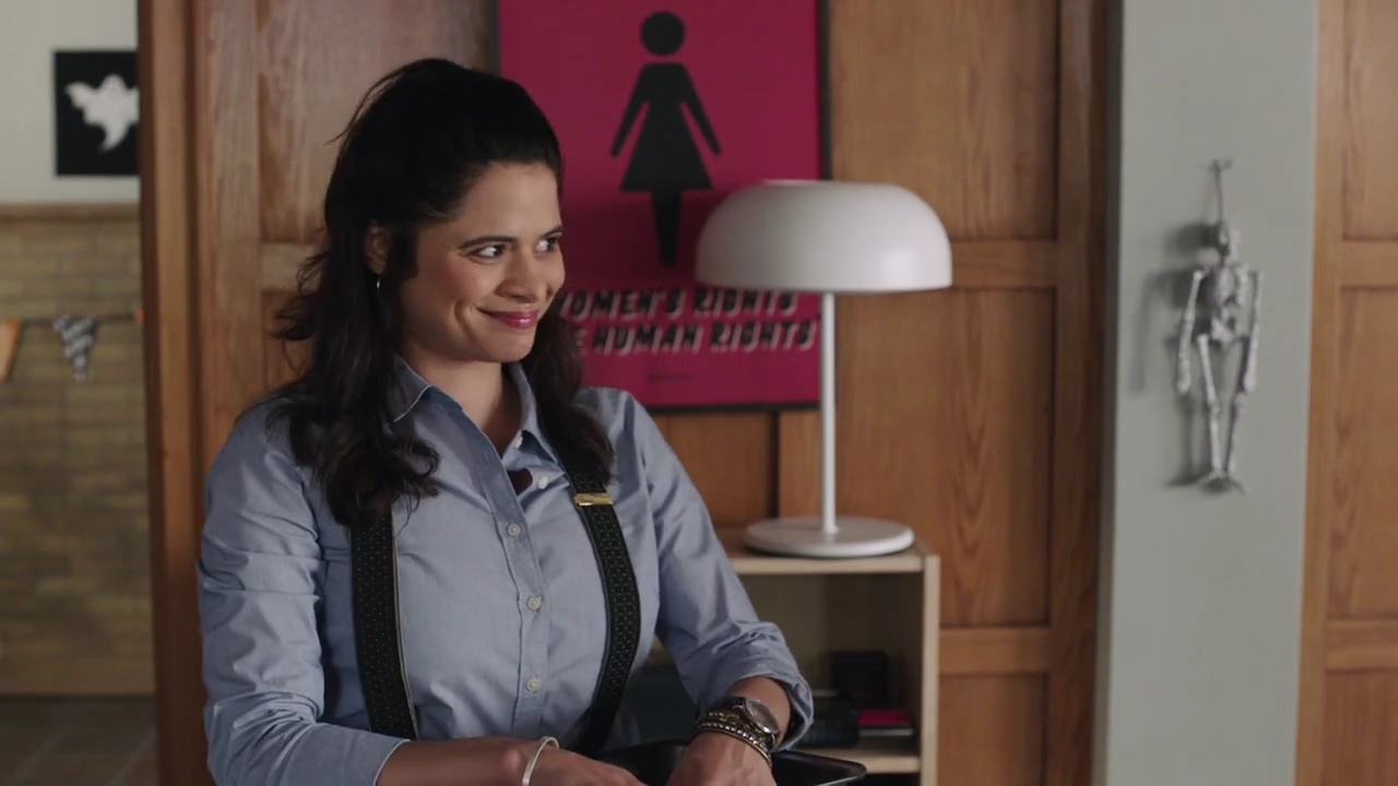 Charmed-Online-dot-nl_Charmed-1x03SweetTooth00702.jpg