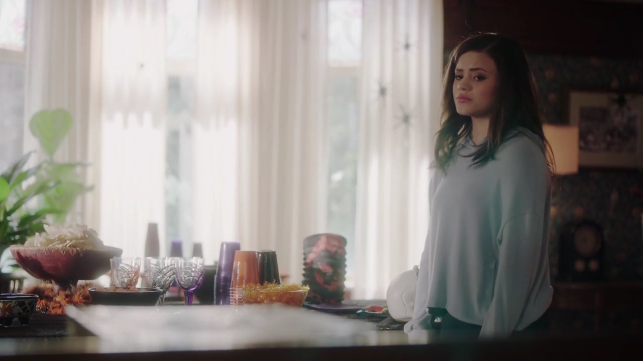 Charmed-Online-dot-nl_Charmed-1x03SweetTooth00829.jpg Charmed-Online-dot-nl_Charmed-1x03SweetTooth00829.jpg