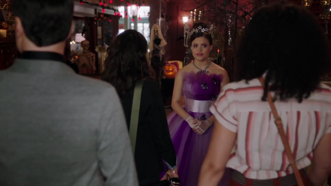 Charmed-Online-dot-nl_Charmed-1x03SweetTooth01149.jpg