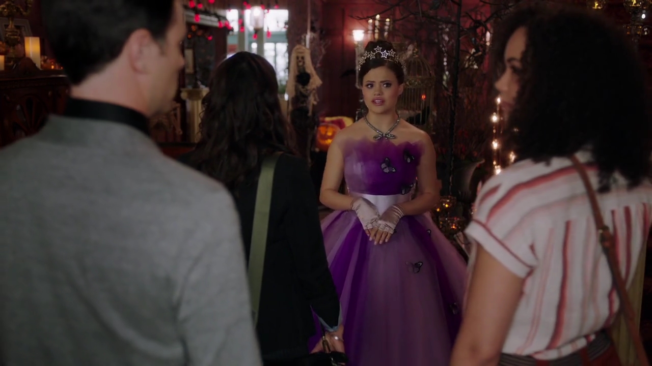 Charmed-Online-dot-nl_Charmed-1x03SweetTooth01167.jpg