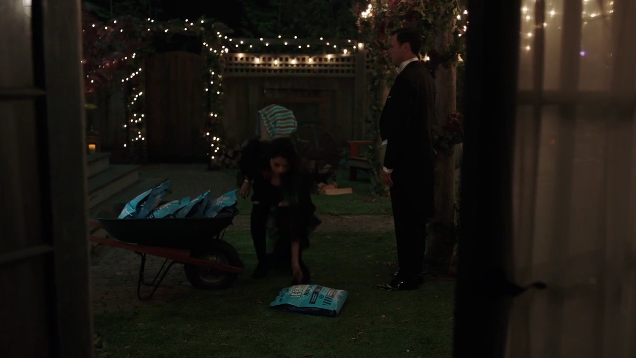 Charmed-Online-dot-nl_Charmed-1x03SweetTooth01750.jpg Charmed-Online-dot-nl_Charmed-1x03SweetTooth01750.jpg