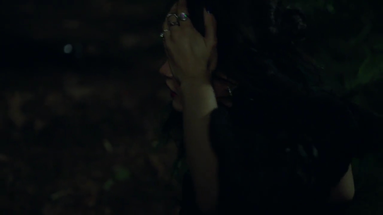 Charmed-Online-dot-nl_Charmed-1x03SweetTooth02084.jpg