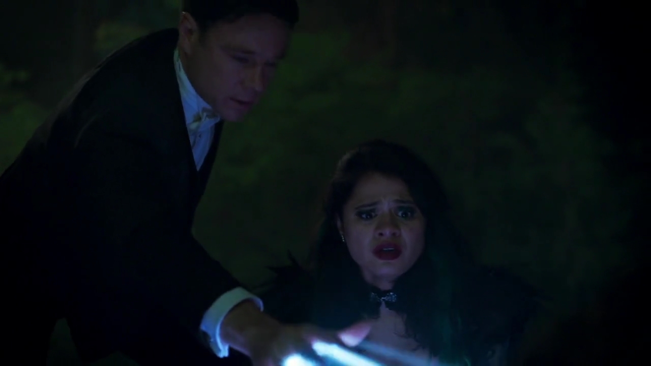 Charmed-Online-dot-nl_Charmed-1x03SweetTooth02112.jpg