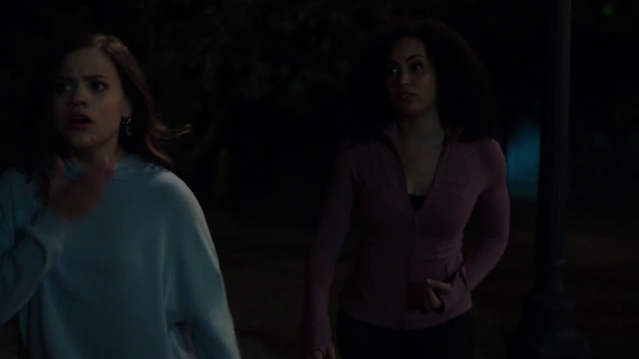 Charmed-Online-dot-nl_Charmed-1x03SweetTooth02296.jpg