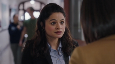 Charmed-Online-dot-nl_Charmed-1x03SweetTooth01023.jpg