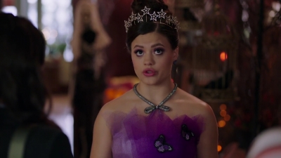 Charmed-Online-dot-nl_Charmed-1x03SweetTooth01145.jpg