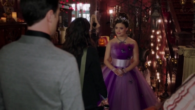 Charmed-Online-dot-nl_Charmed-1x03SweetTooth01147.jpg