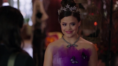 Charmed-Online-dot-nl_Charmed-1x03SweetTooth01171.jpg