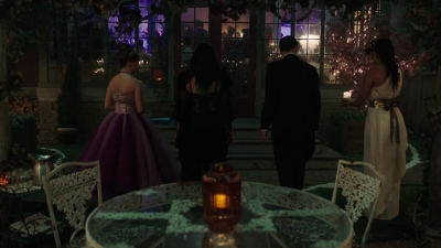 Charmed-Online-dot-nl_Charmed-1x03SweetTooth01811.jpg