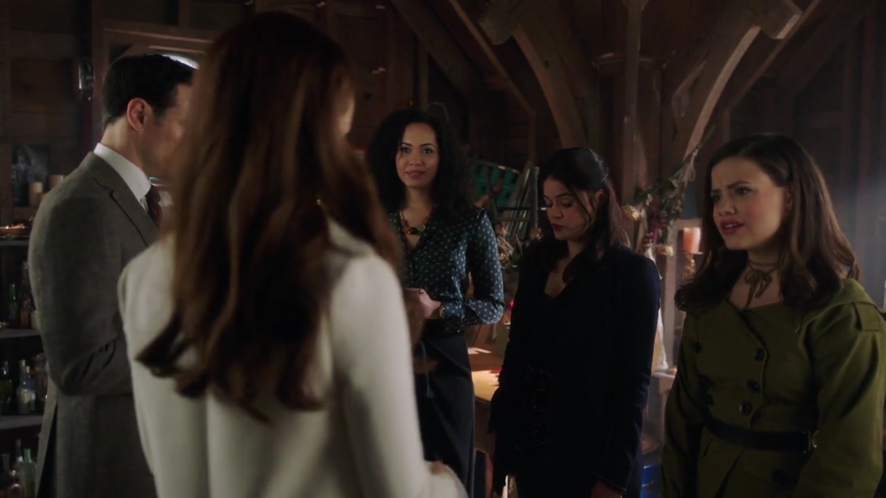 Charmed-Online-dot-nl_Charmed-1x04ExorciseYourDemons00553.jpg