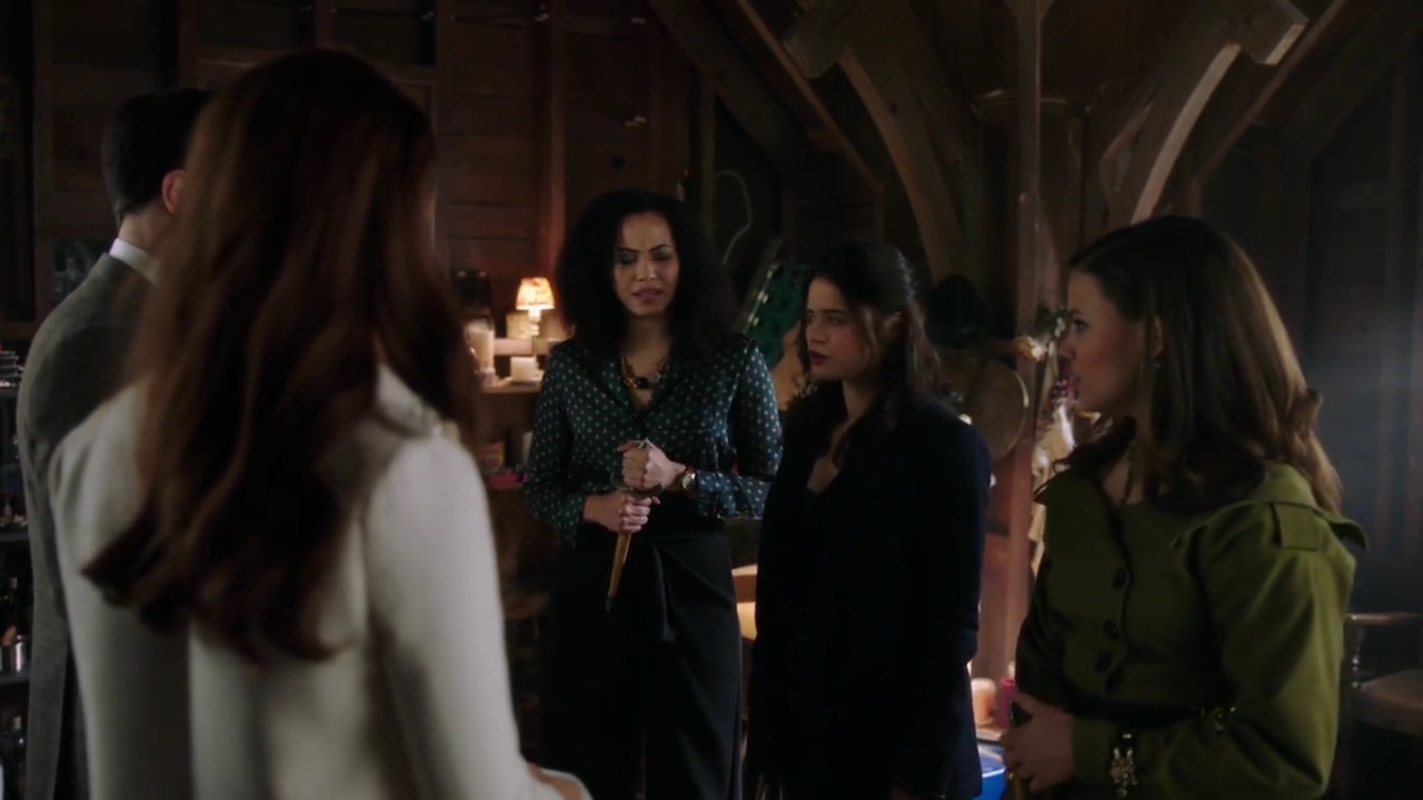 Charmed-Online-dot-nl_Charmed-1x04ExorciseYourDemons00610.jpg