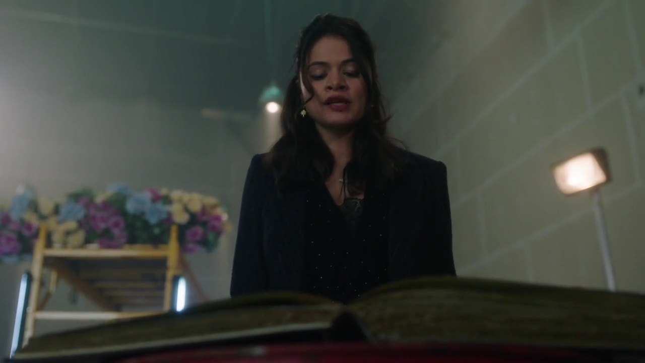 Charmed-Online-dot-nl_Charmed-1x04ExorciseYourDemons01236.jpg