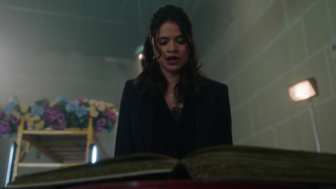 Charmed-Online-dot-nl_Charmed-1x04ExorciseYourDemons01238.jpg